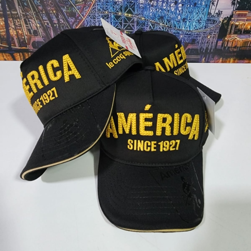 GORRA EQUIPO DE FUTBOL AMERICA SINCE 1927 NEGRA